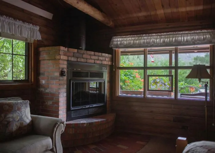 Holiday home Honeysuckle - Rustic For 2 In Oak Creek Canyon Sedona